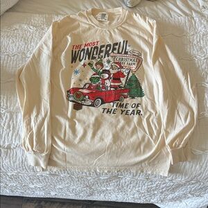 Gildan Cream Christmas Graphic Long Sleeve Shirt
